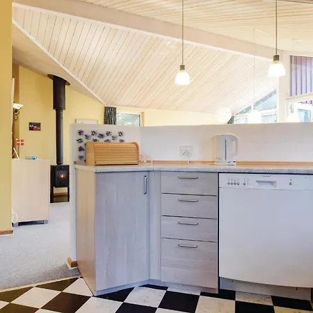 Three-bedroom In * Humble
